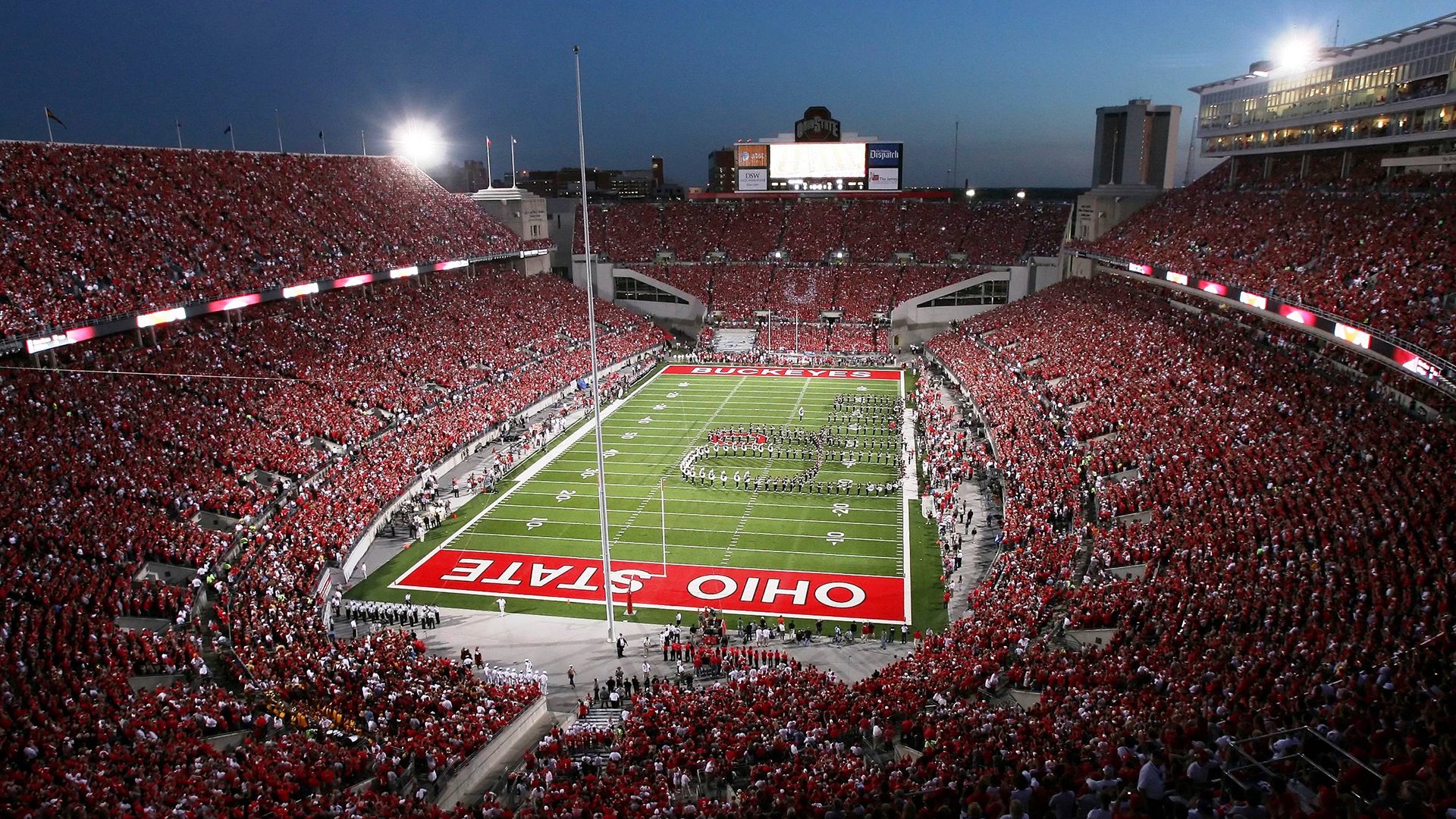 特色露天拔河赛，凝聚团队的运动文化，拔河户外游戏