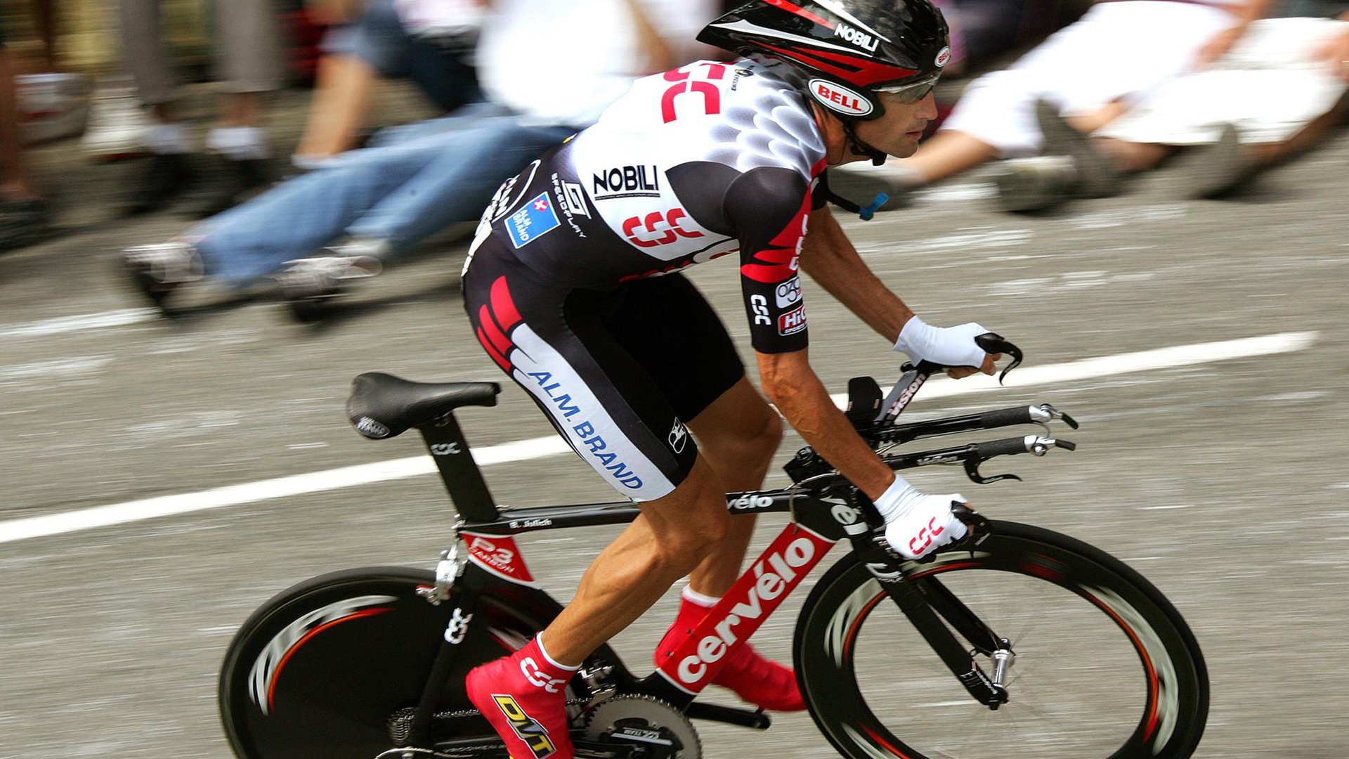 半场焦点：54-51，北京略占优势，激烈较量持续升温！