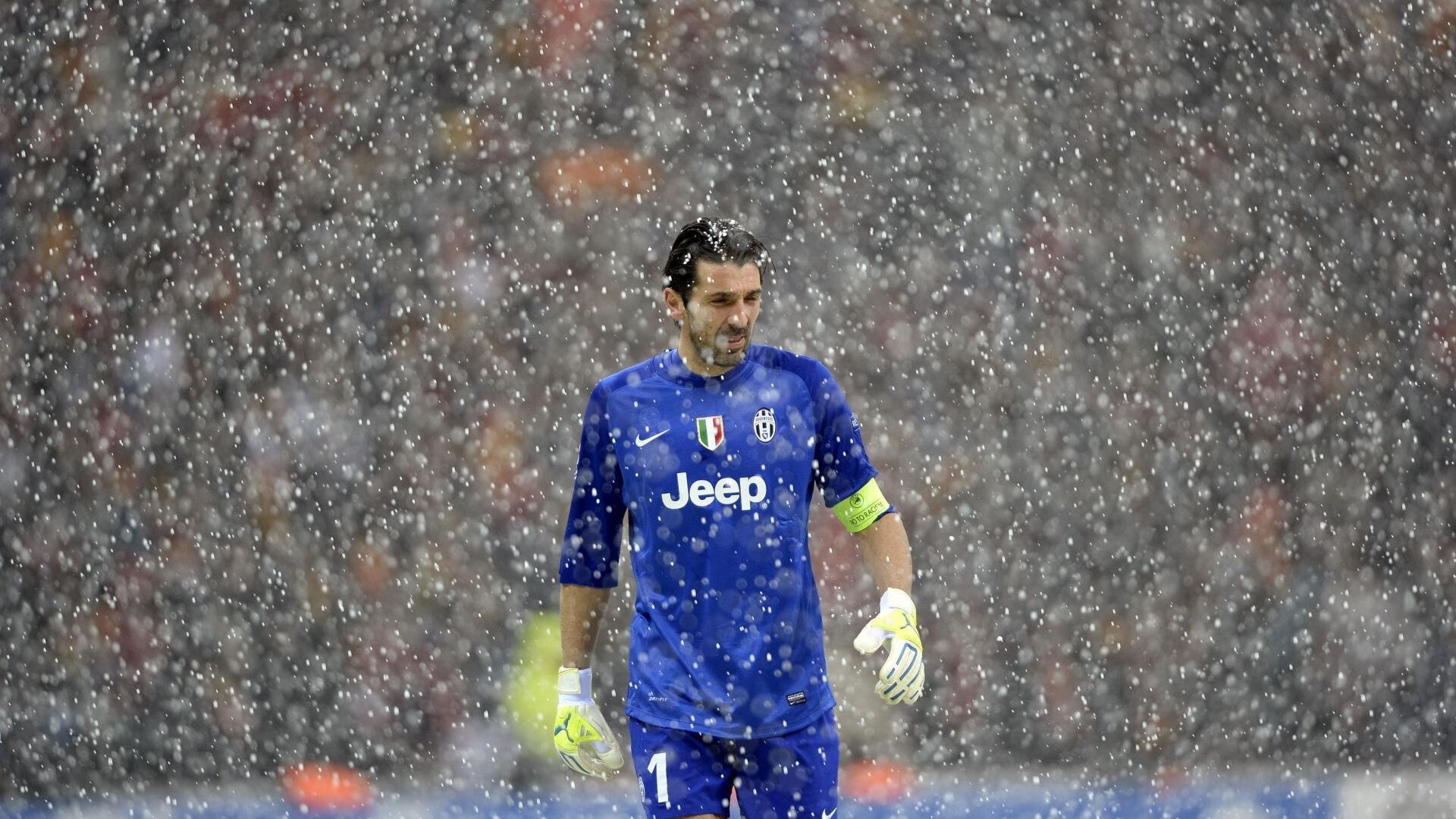 爱游戏下载-足球器材国产品牌占有率提升明显，国产足球品牌前十排名